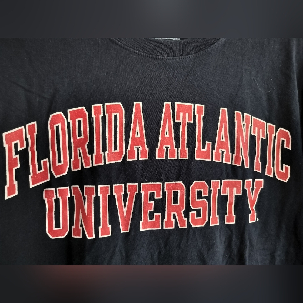 Champion FAU Florida Atlantic University. Dark Blue Athletic Tee